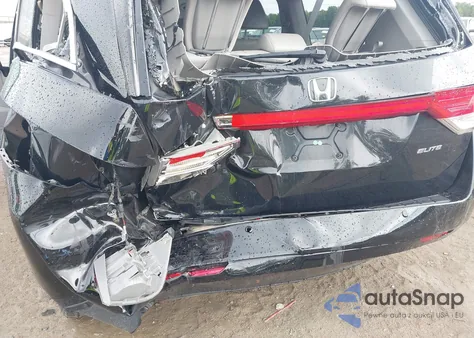 2015 Honda Odyssey Touring/Touring Elite z USA, uszkodzony, nr VIN 5FNRL5H96FB017443